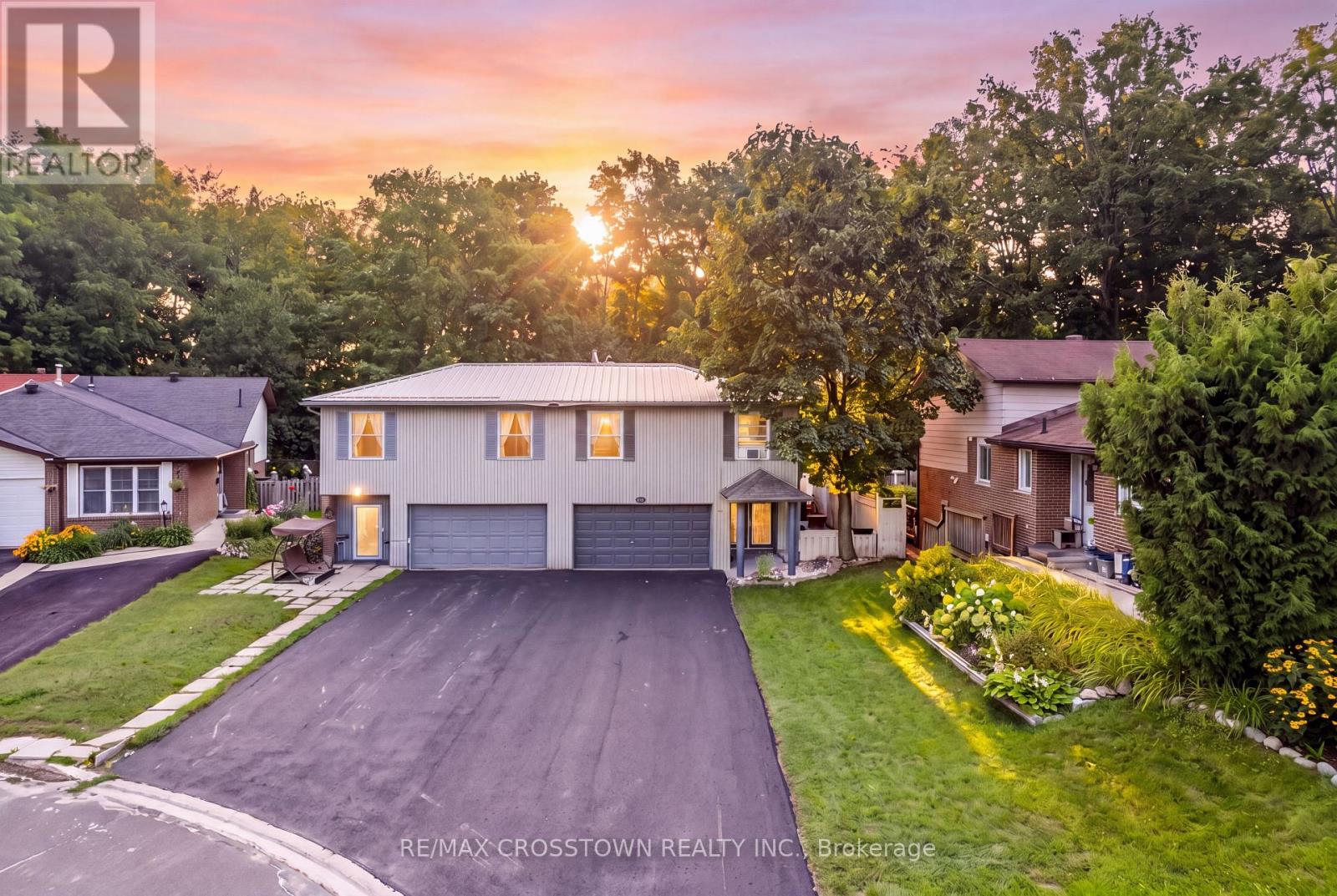 6 ASHDALE COURT, Barrie, Ontario