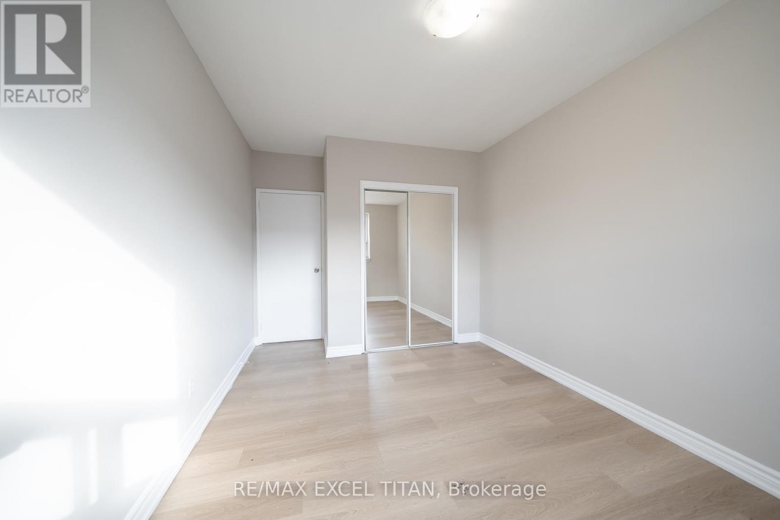 229c - 468 Ottawa Street, Hamilton, Ontario  L8H 4A6 - Photo 8 - X13716032