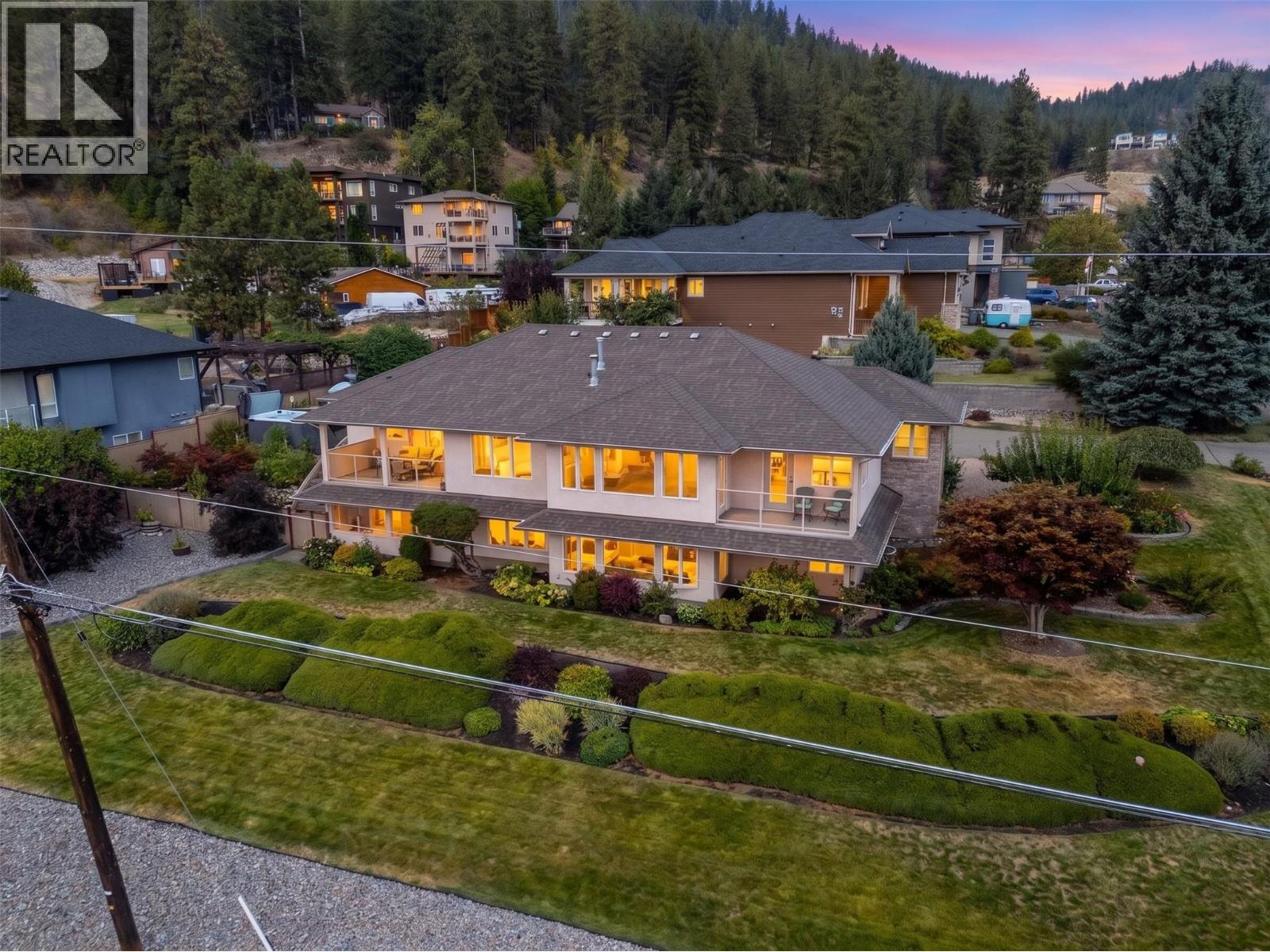 5990 Victoria Street, Peachland, British Columbia  V0H 2E9 - Photo 54 - 10398692