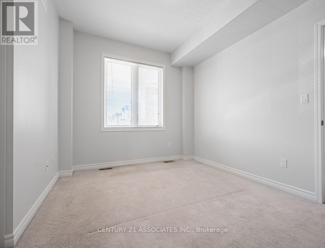 130 Daylily Lane, Kitchener, Ontario  N2R 0L7 - Photo 12 - X13538294