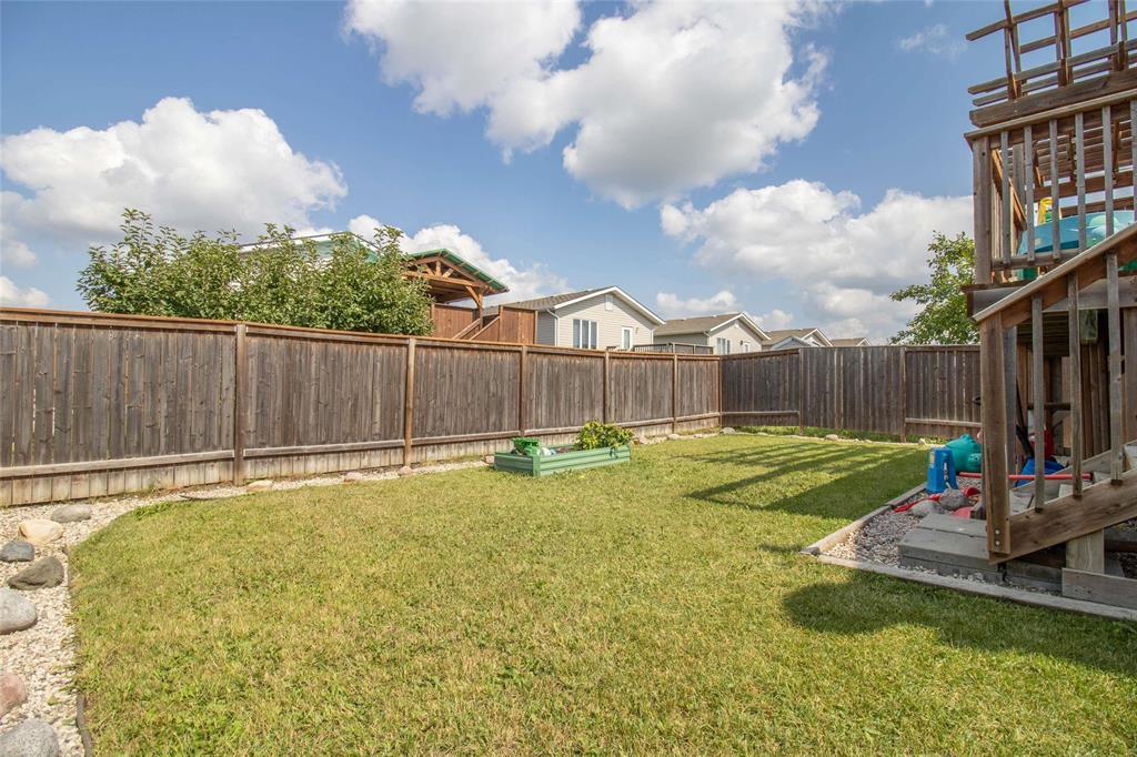 64 Whitby Crescent, Steinbach, Manitoba  R5G 0B4 - Photo 20 - 202621487
