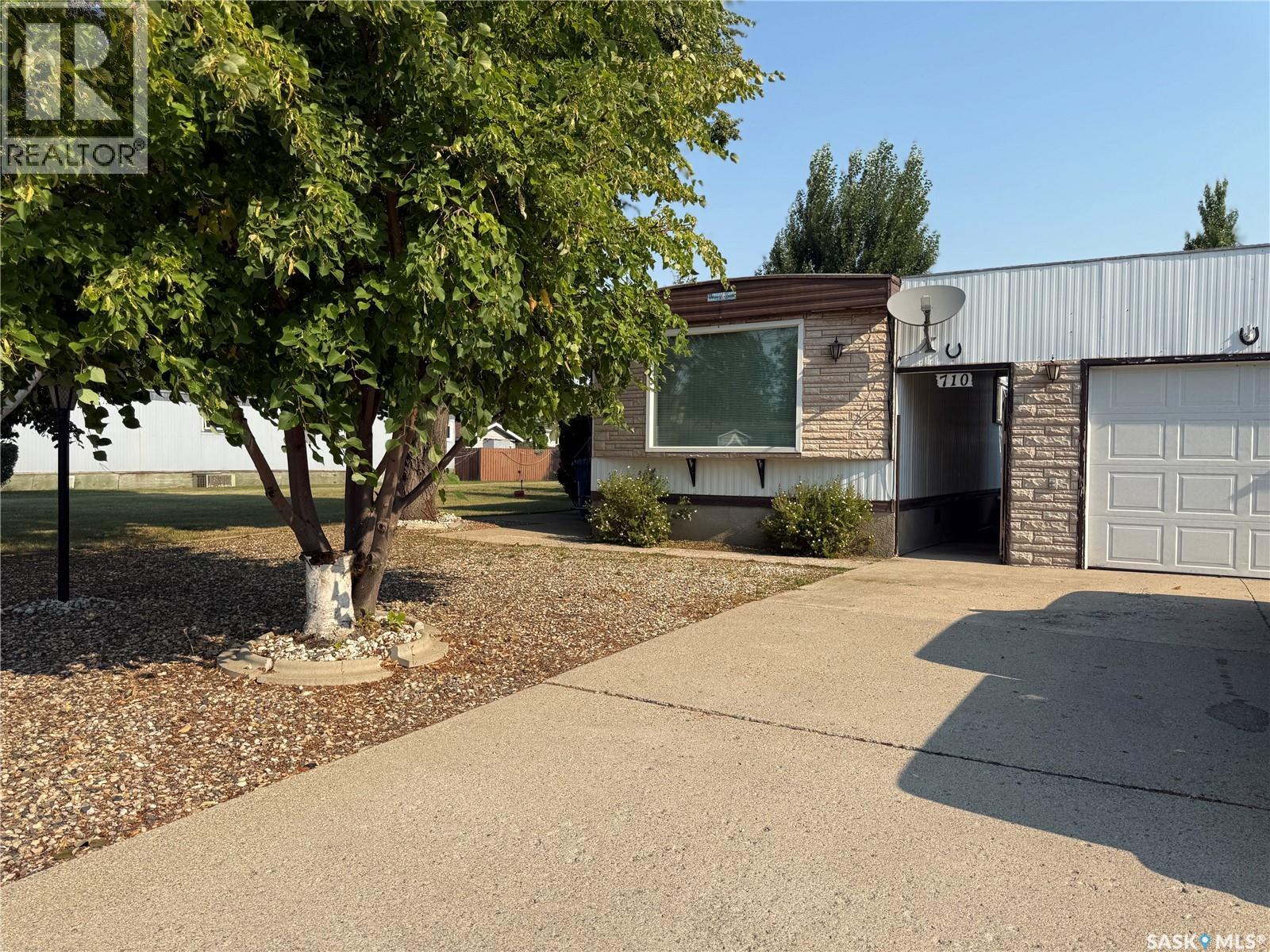 710 5th Avenue W, Melville, Saskatchewan  S0A 2P0 - Photo 45 - SK046629