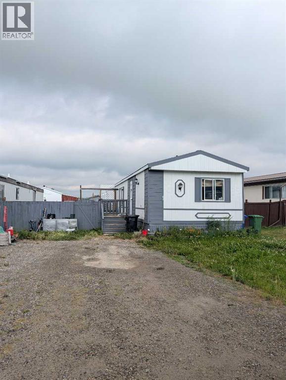 42, 110 Highway 22, Cremona, Alberta  T0M 0R0 - Photo 2 - A2331791