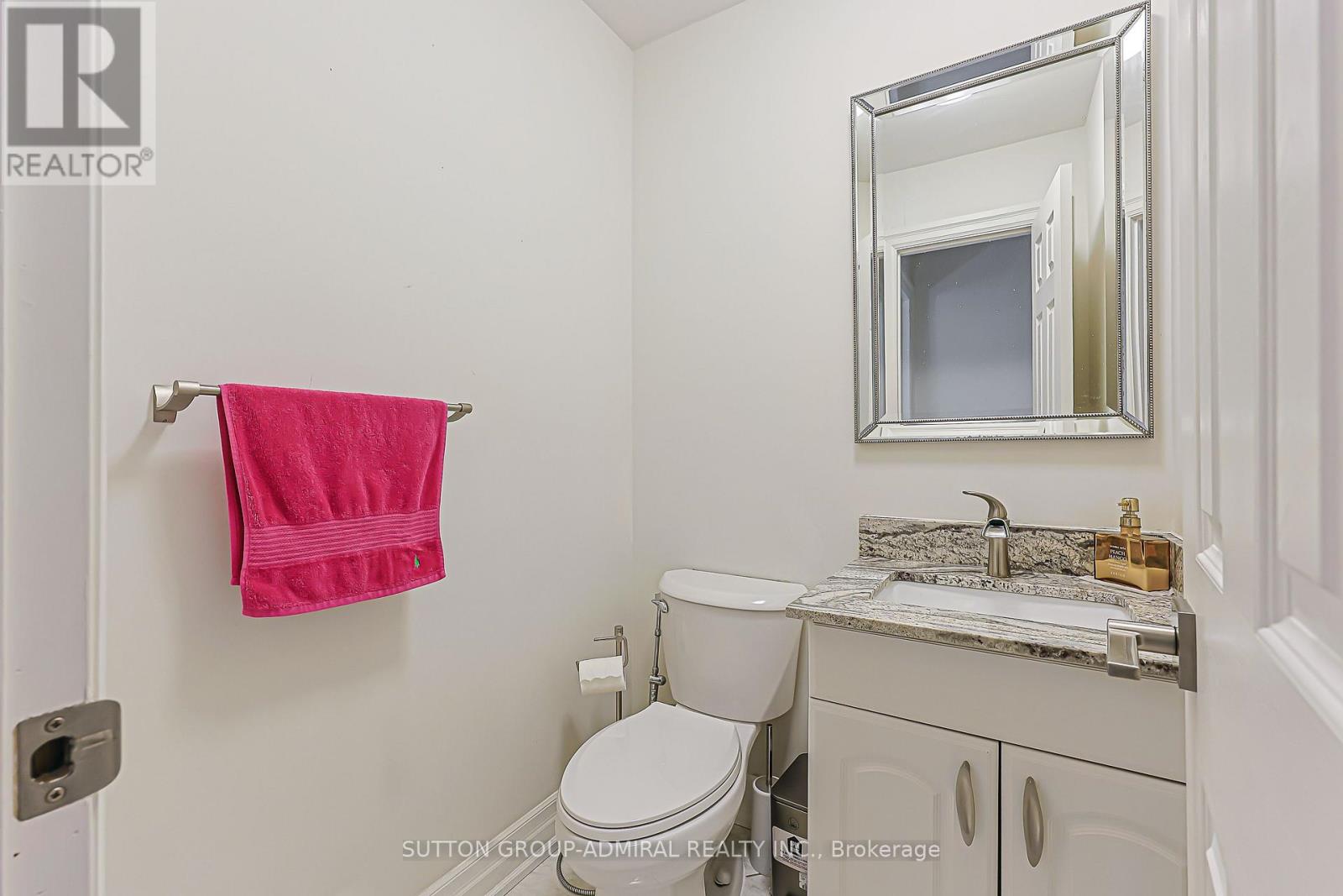 62 Pickett Crescent, Richmond Hill, Ontario  L4C 9L3 - Photo 19 - N13713666