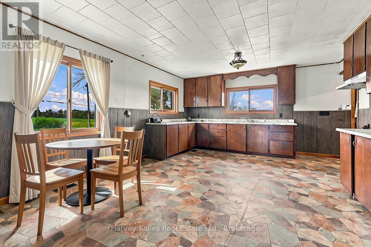 147 Caughey Road, Prince Edward County, Ontario  K0K 1W0 - Photo 9 - X13716144