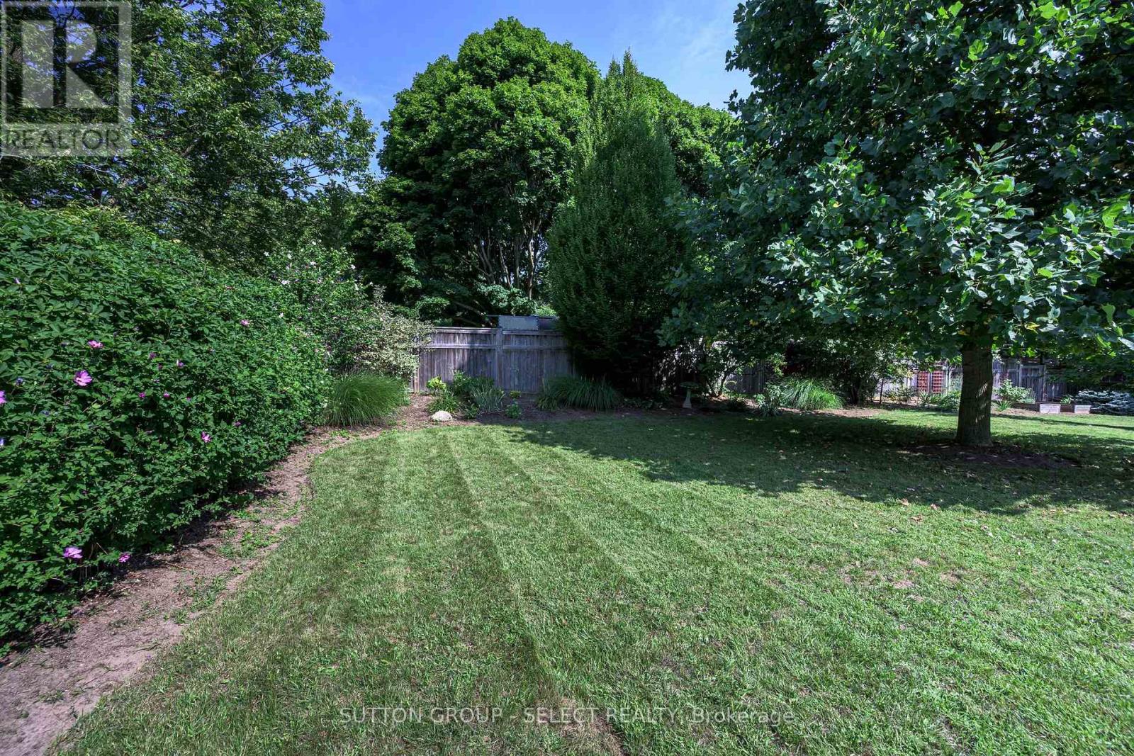 847 Clearview Avenue, London North, Ontario  N6H 2N1 - Photo 37 - X13716080