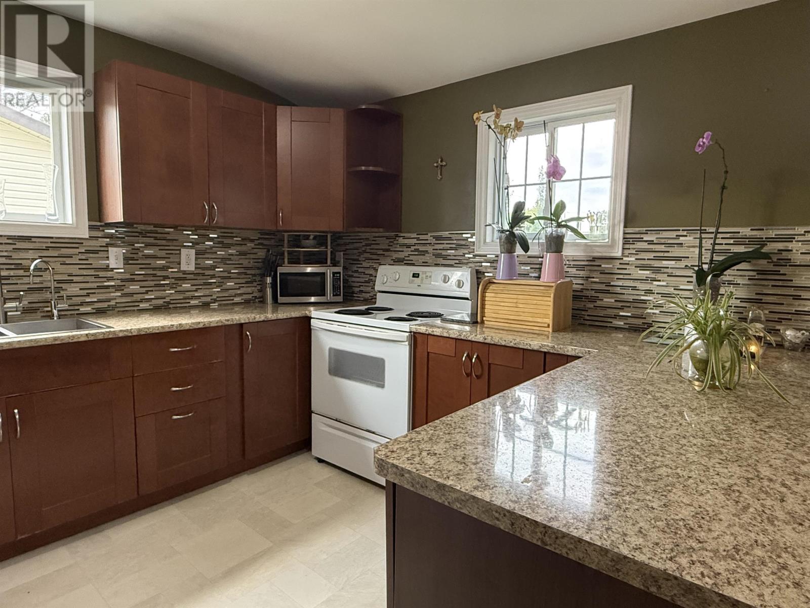 334 Morse Street, Thunder Bay, Ontario  P7A 1G3 - Photo 5 - TB2602526