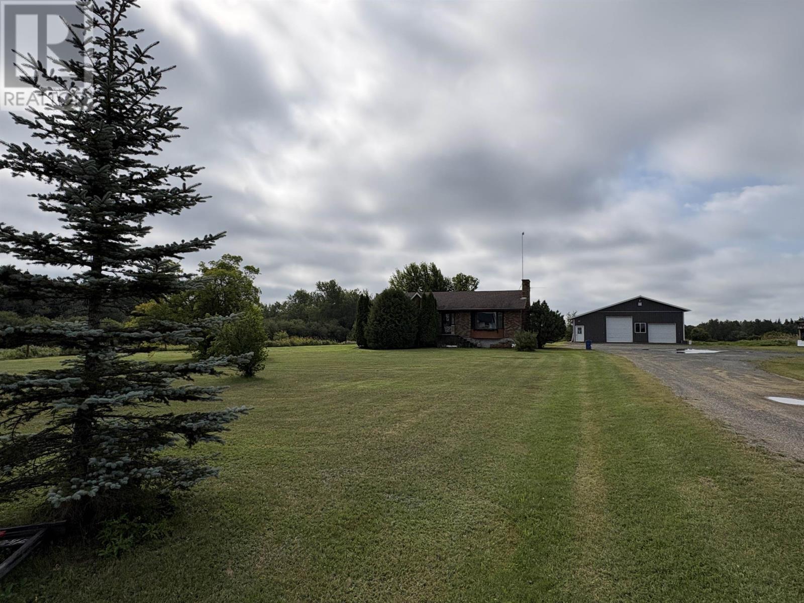 859 Burriss Rd E, Devlin, Ontario  P0W 1C0 - Photo 2 - TB2602539