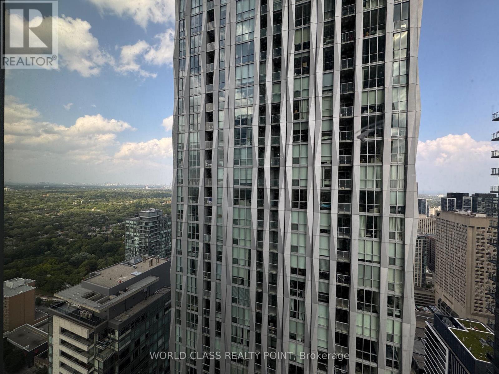 4406 - 11 Yorkville Avenue, Toronto, Ontario  M4W 0B7 - Photo 11 - C13716142