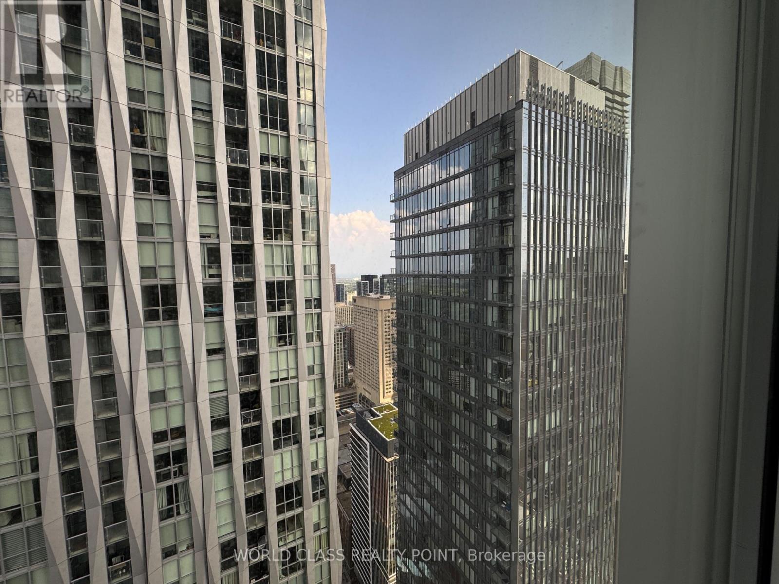 4406 - 11 Yorkville Avenue, Toronto, Ontario  M4W 0B7 - Photo 12 - C13716142