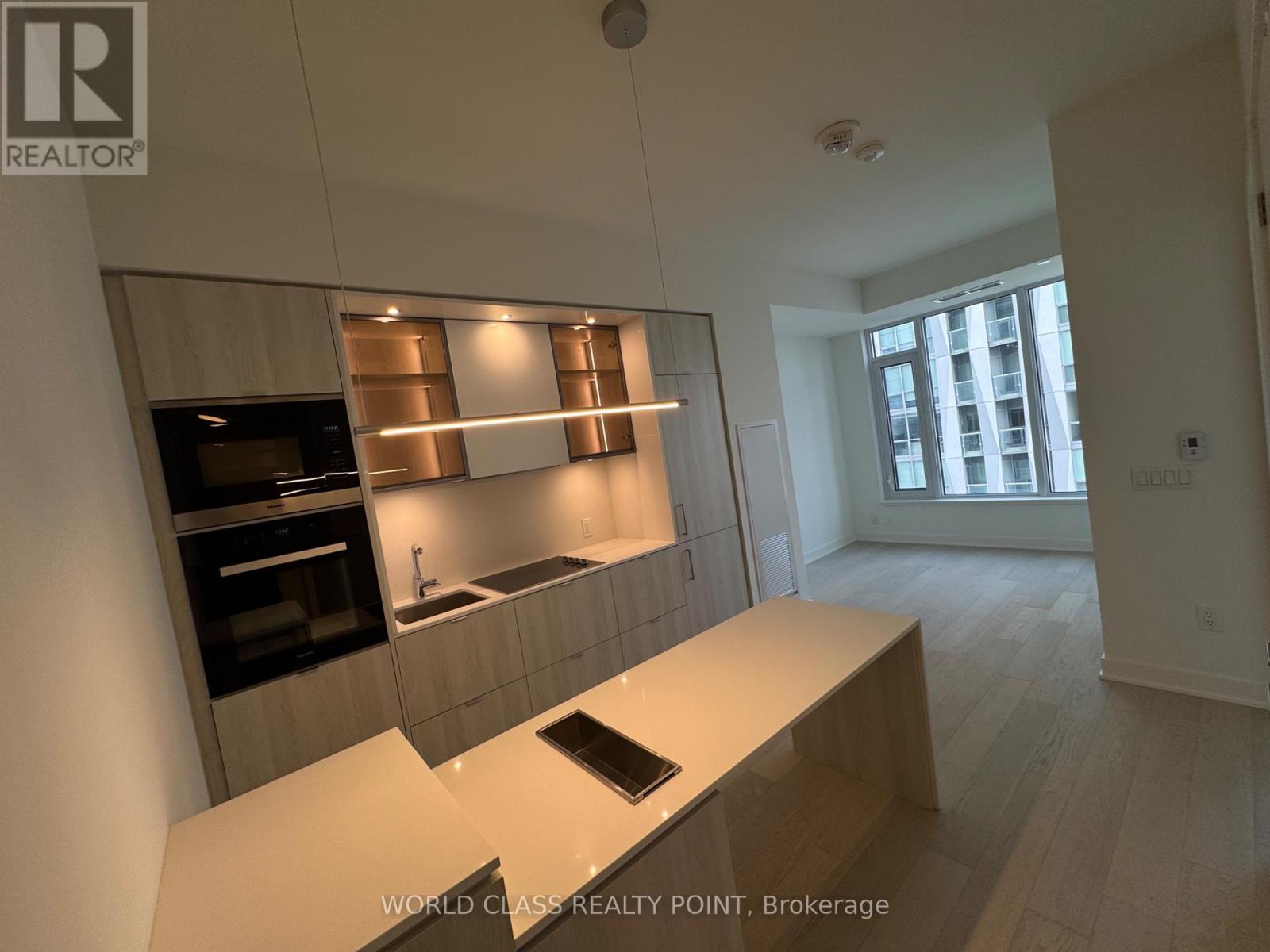 4406 - 11 Yorkville Avenue, Toronto, Ontario  M4W 0B7 - Photo 17 - C13716142