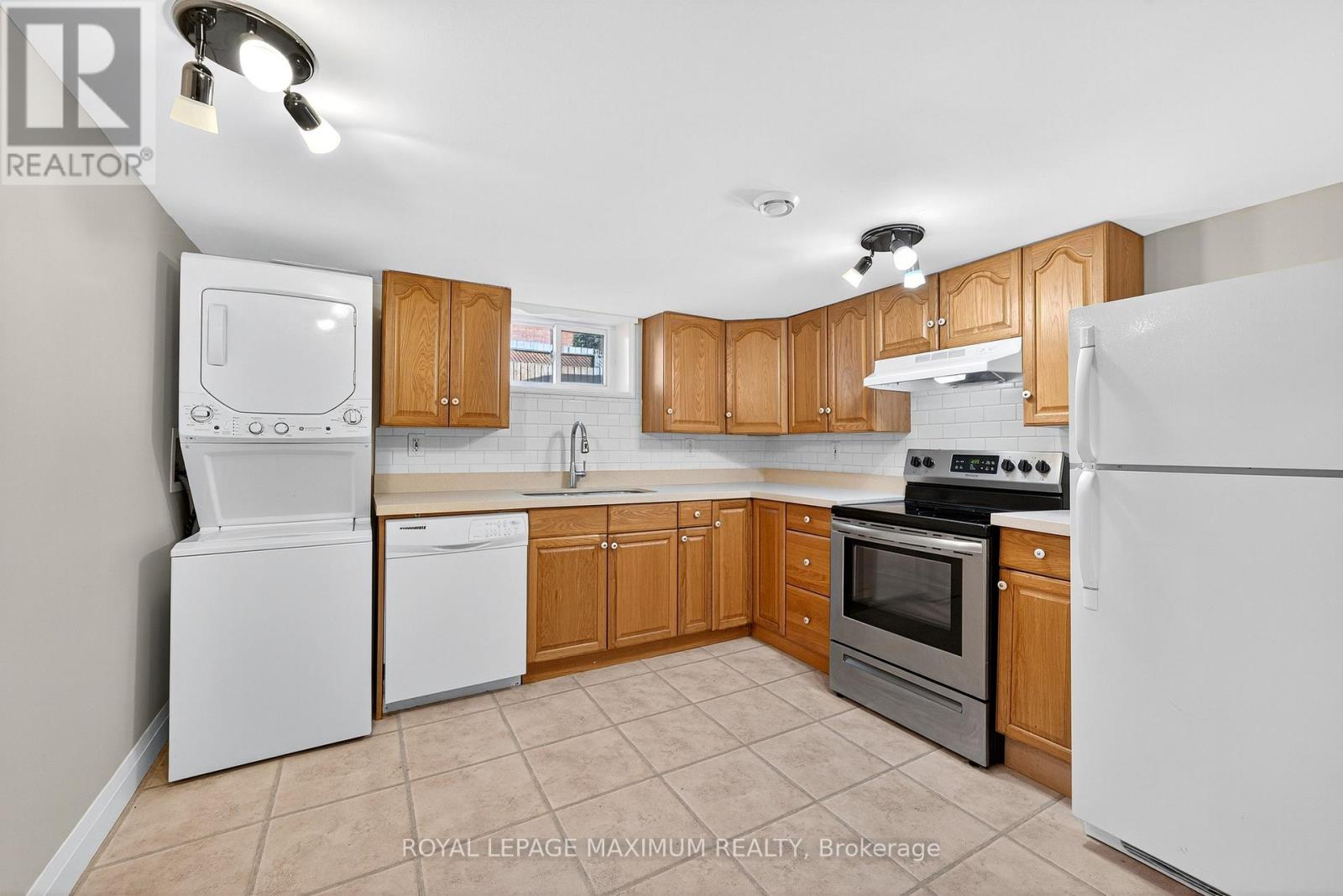 Basement - 362 Rosedale Drive, Whitby, Ontario  L1N 1Z4 - Photo 7 - E13716146