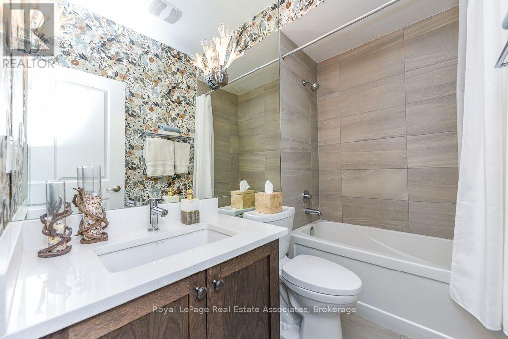 4 Abelia Street, Brampton, Ontario  L6R 3W9 - Photo 7 - W13716074