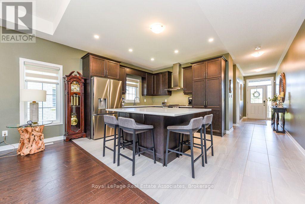 4 Abelia Street, Brampton, Ontario  L6R 3W9 - Photo 9 - W13716074