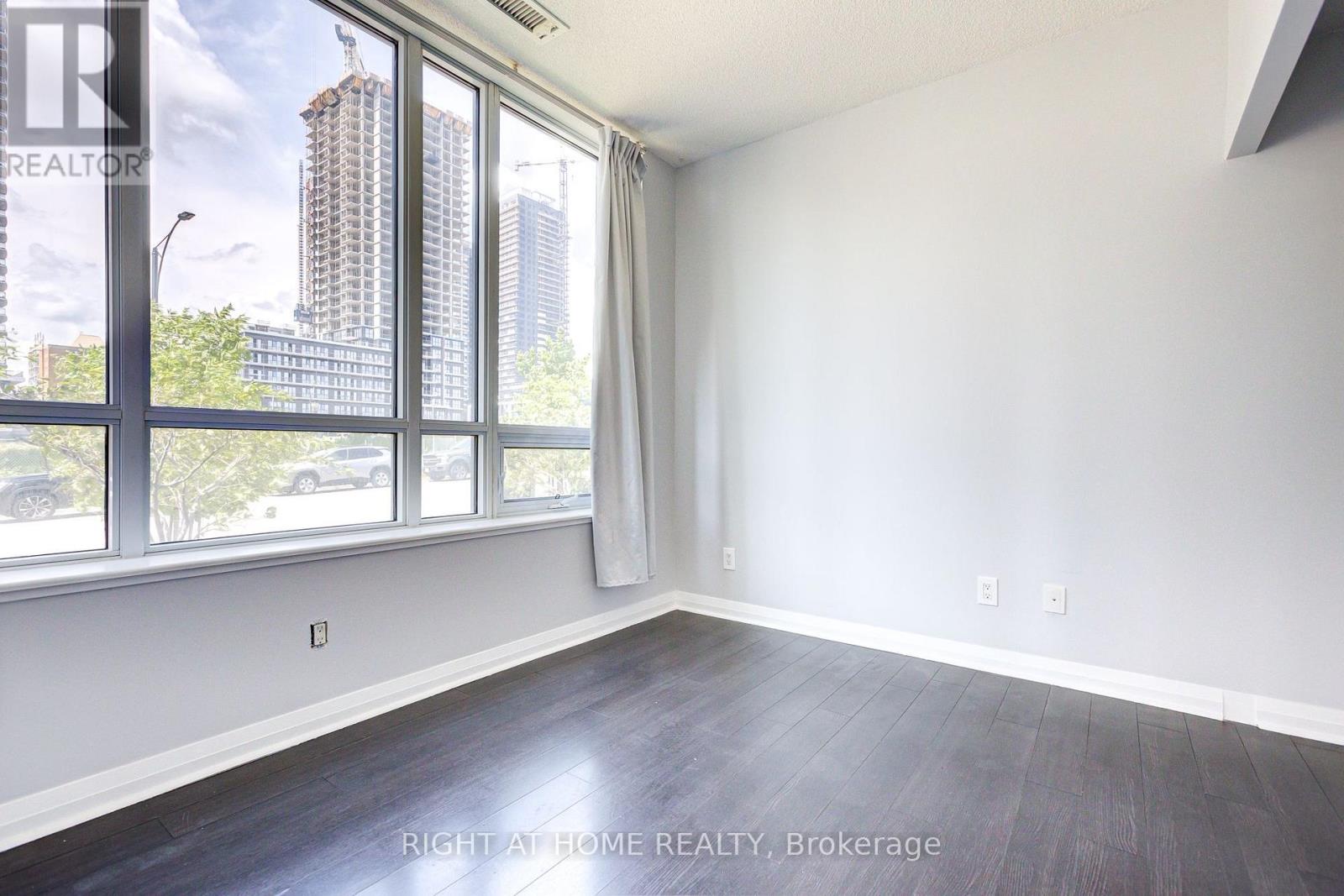 101 - 55 Eglinton Avenue W, Mississauga (Hurontario), Ontario  L5R 0E4 - Photo 11 - W13716090