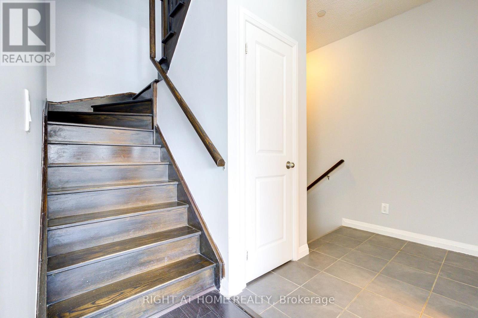 101 - 55 Eglinton Avenue W, Mississauga (Hurontario), Ontario  L5R 0E4 - Photo 13 - W13716090