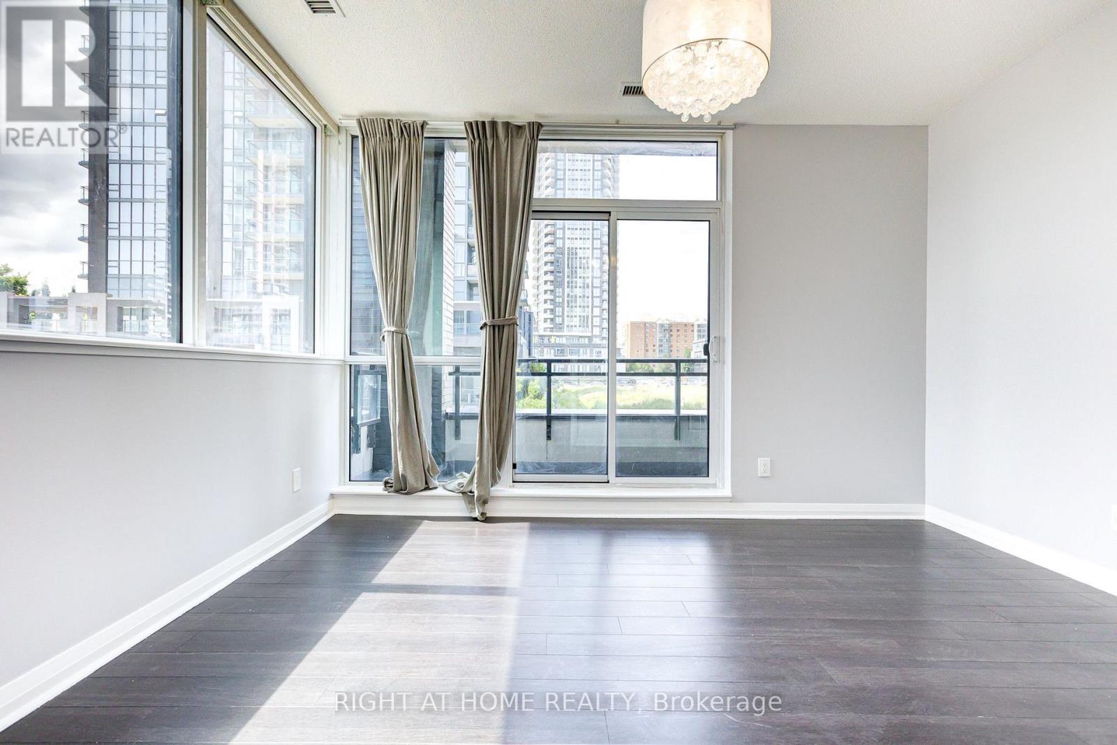 101 - 55 Eglinton Avenue W, Mississauga (Hurontario), Ontario  L5R 0E4 - Photo 18 - W13716090