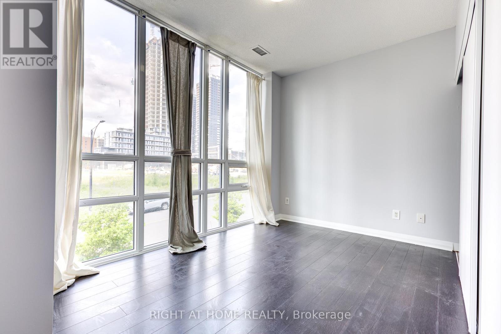 101 - 55 Eglinton Avenue W, Mississauga (Hurontario), Ontario  L5R 0E4 - Photo 21 - W13716090