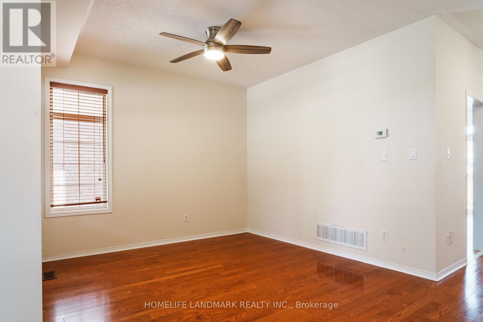 5487 Churchill Meadows Boulevard, Mississauga, Ontario  L5M 6X3 - Photo 6 - W13716138