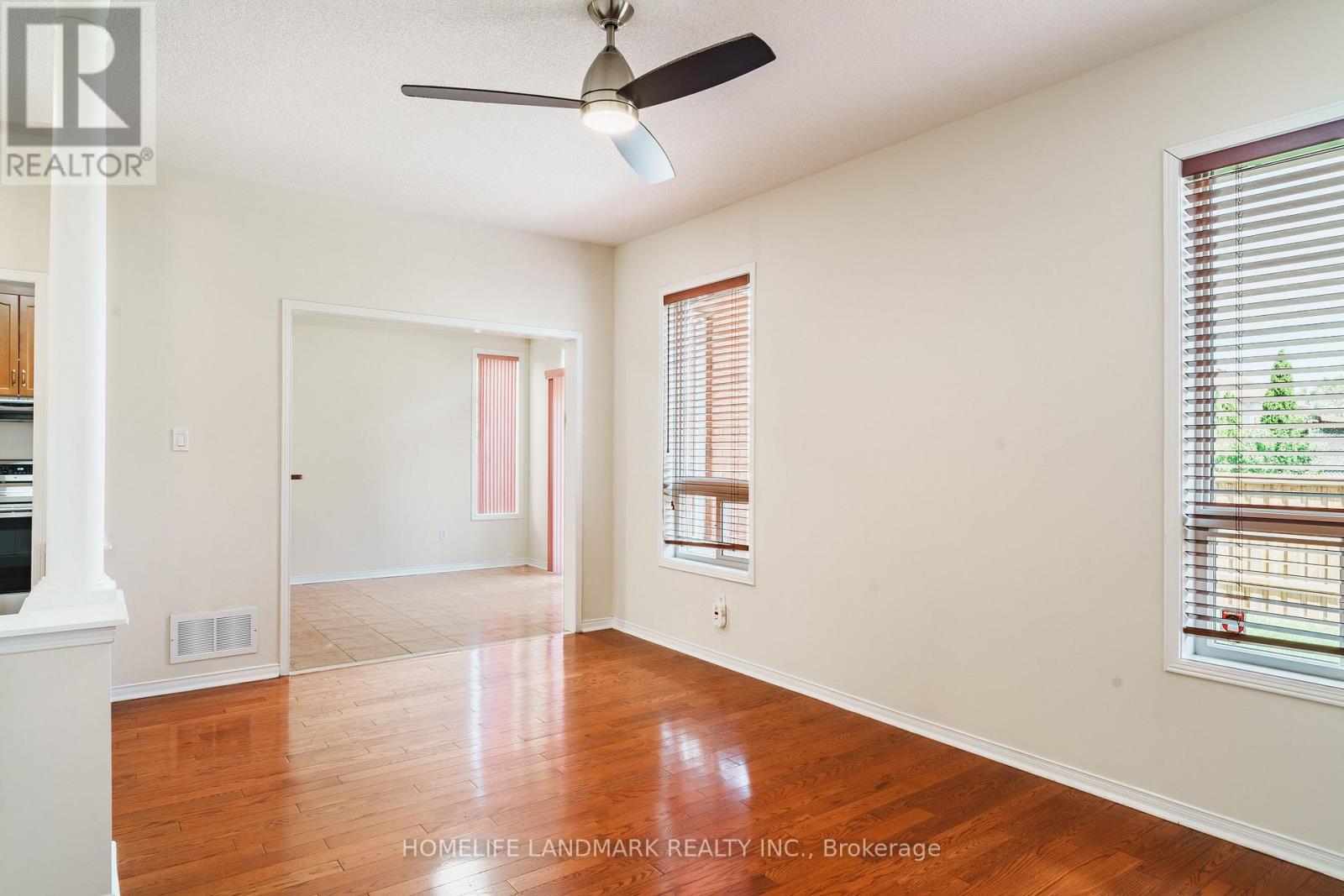 5487 Churchill Meadows Boulevard, Mississauga, Ontario  L5M 6X3 - Photo 8 - W13716138