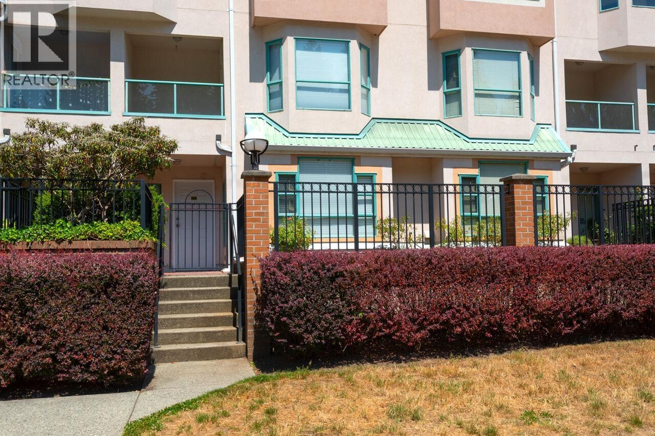 108e 3081 Glen Drive, Coquitlam, British Columbia  V3B 2P8 - Photo 6 - R3145972