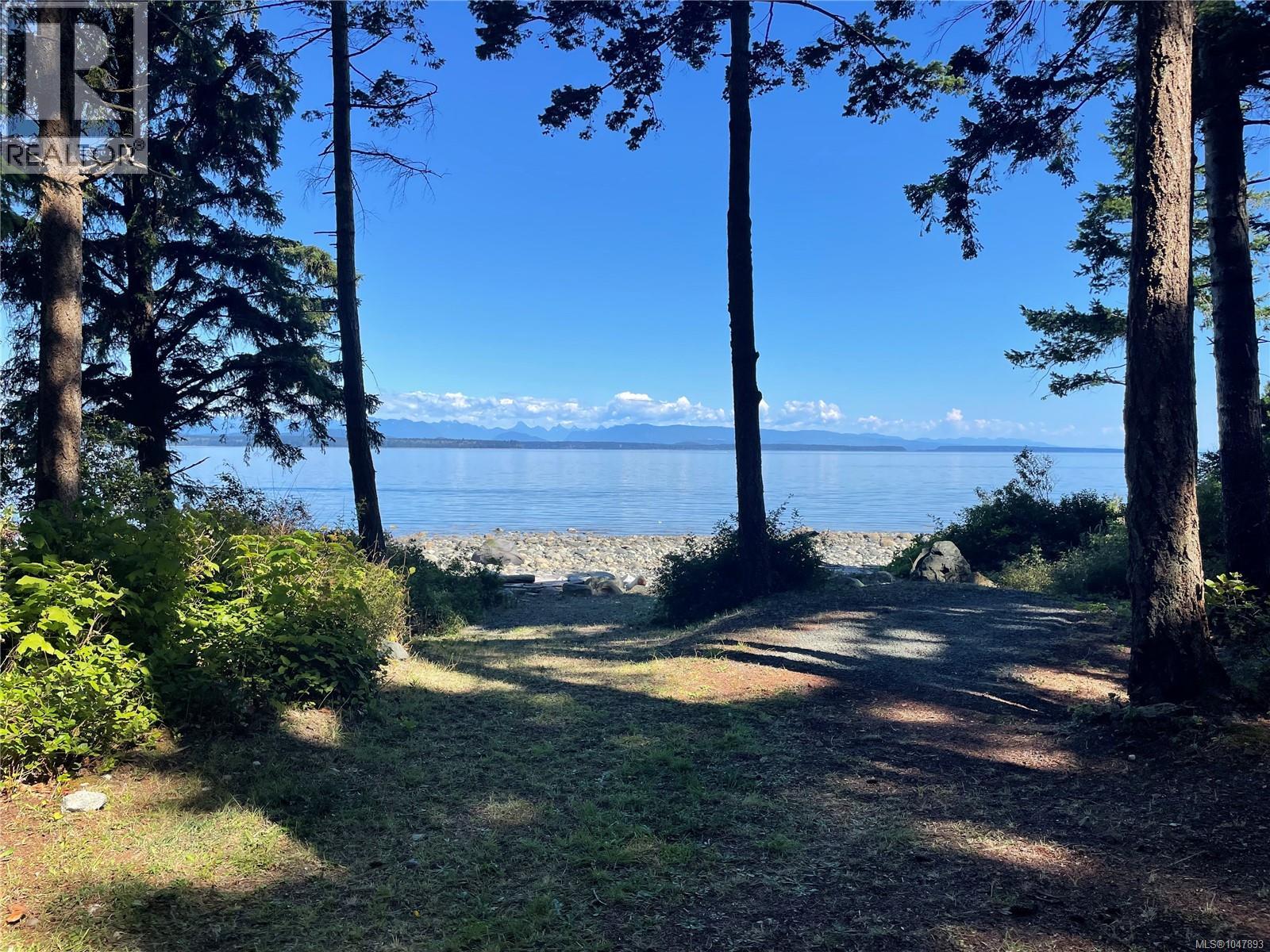 624 Wa Wa Kie Rd, Quadra Island, British Columbia  V0P 0A8 - Photo 11 - 1047893