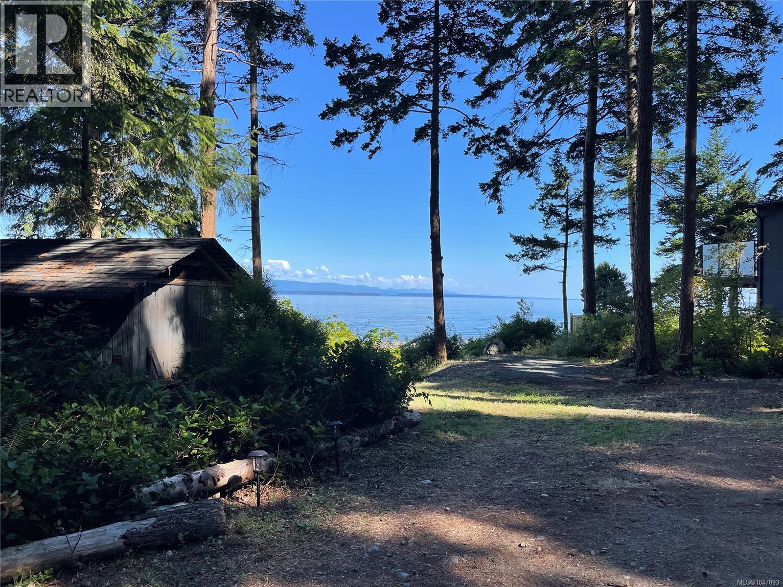 624 Wa Wa Kie Rd, Quadra Island, British Columbia  V0P 0A8 - Photo 12 - 1047893
