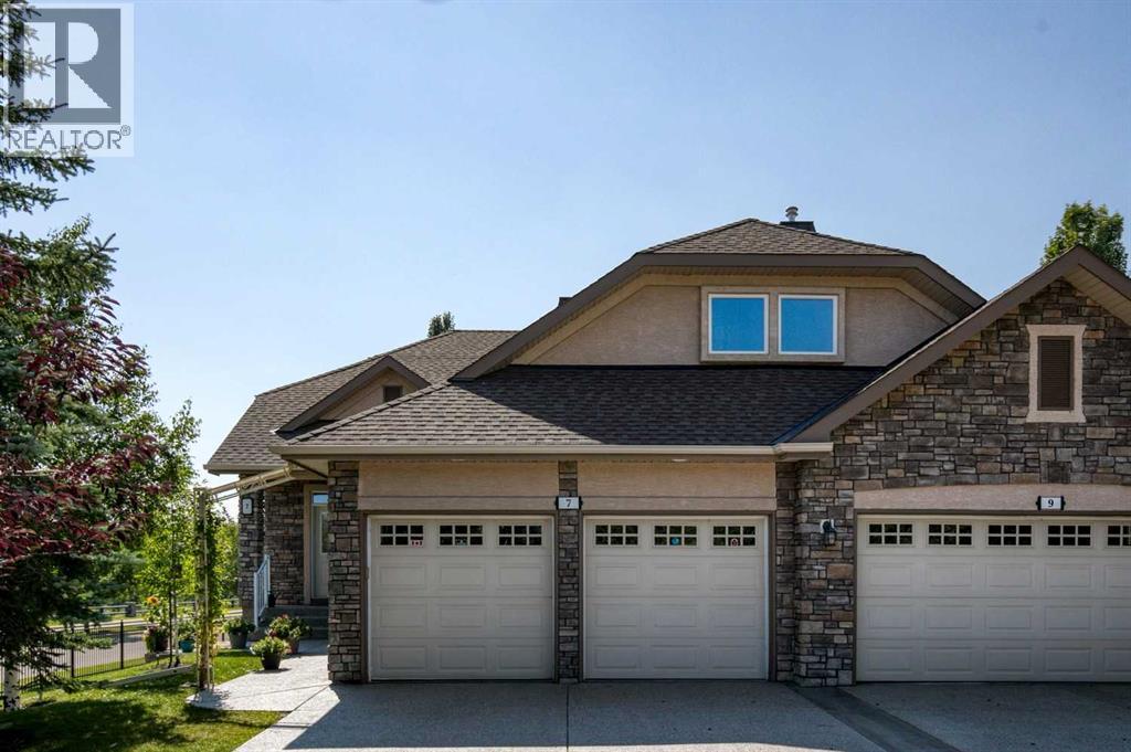 7 Wentworth Landing SW, Calgary, Alberta  T3H 5X1 - Photo 1 - A2337445