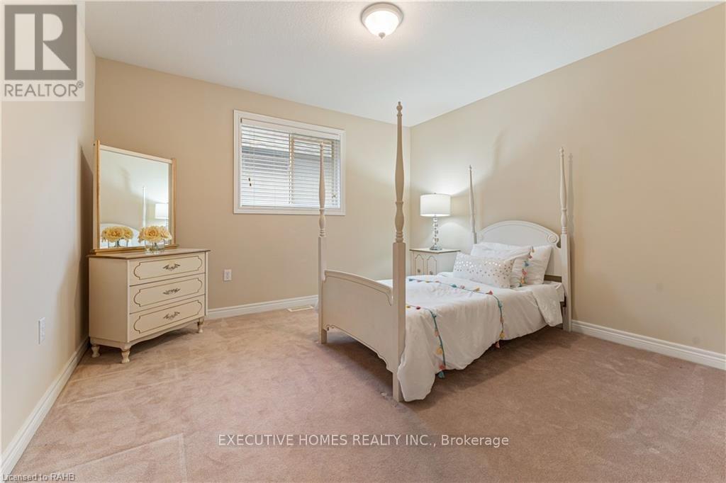 (Main Level) - 8 Roelfson Drive, Hamilton, Ontario  L9K 1P1 - Photo 24 - X13716082