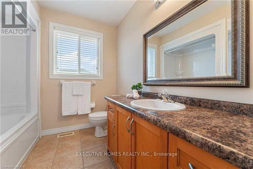(Main Level) - 8 Roelfson Drive, Hamilton, Ontario  L9K 1P1 - Photo 26 - X13716082