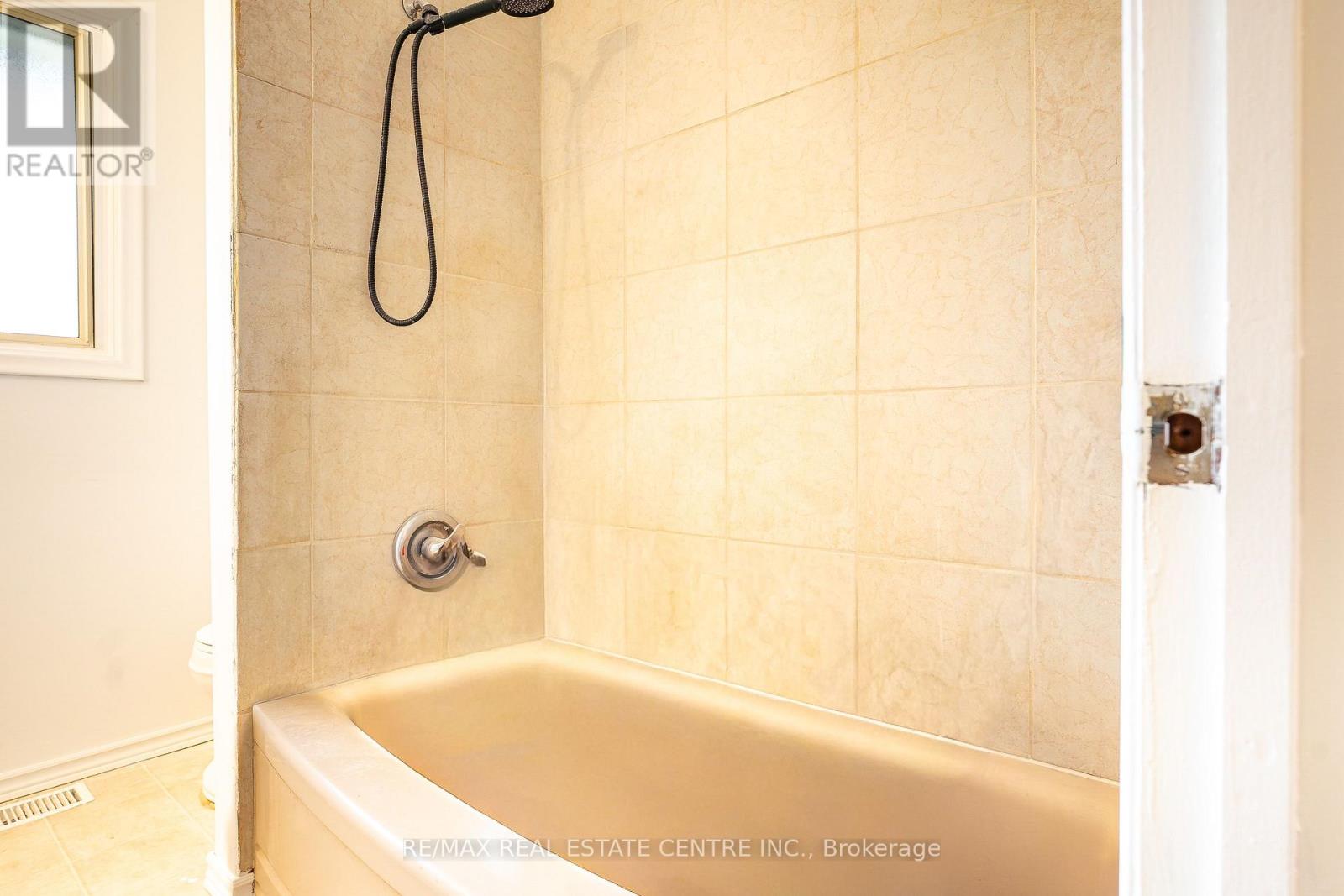 295 Millvue Street, Cambridge, Ontario  N3C 1T6 - Photo 10 - X13716130