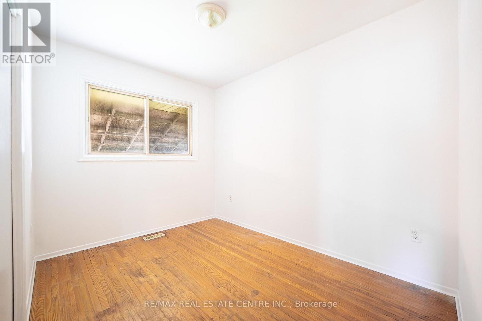 295 Millvue Street, Cambridge, Ontario  N3C 1T6 - Photo 11 - X13716130