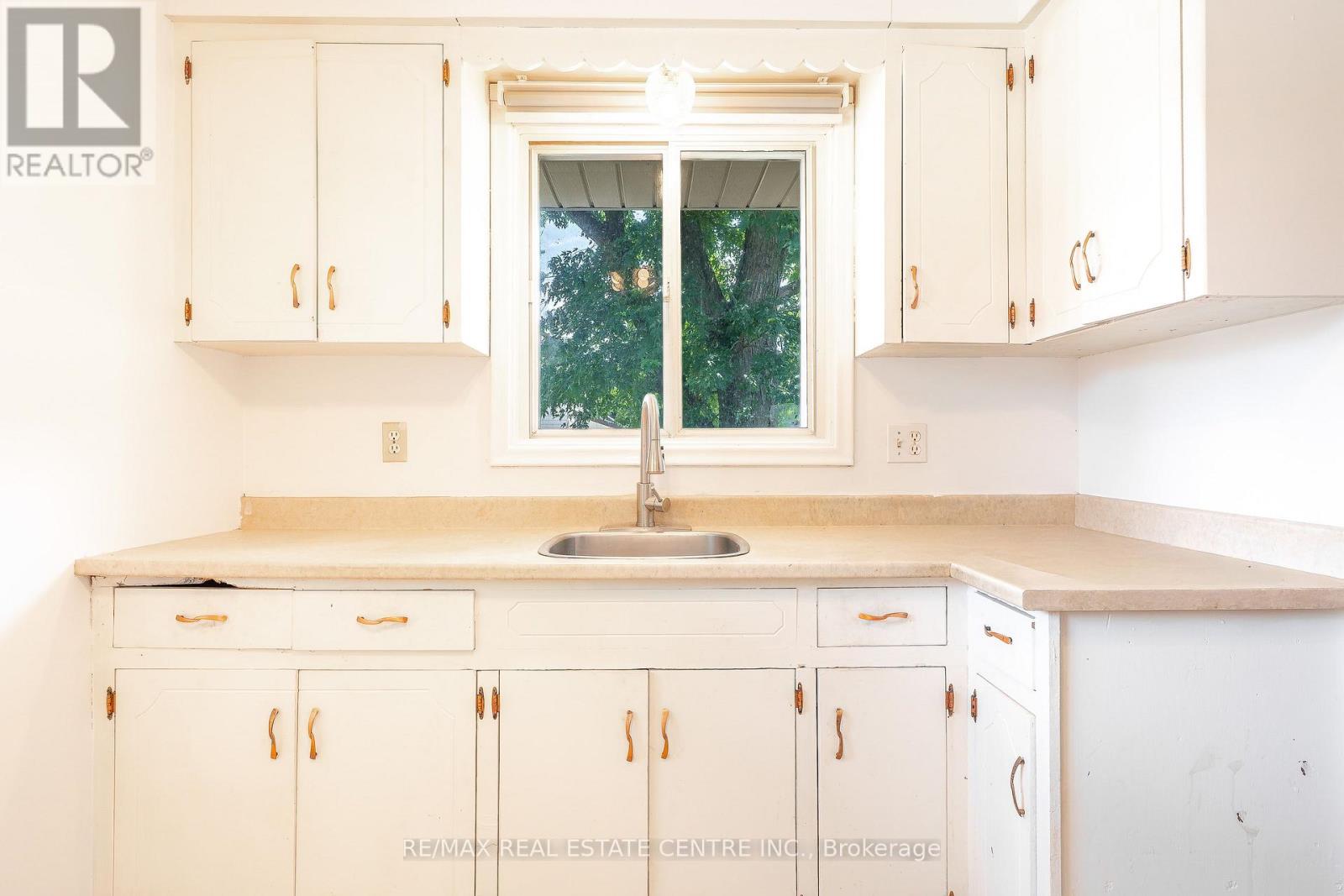 295 Millvue Street, Cambridge, Ontario  N3C 1T6 - Photo 6 - X13716130