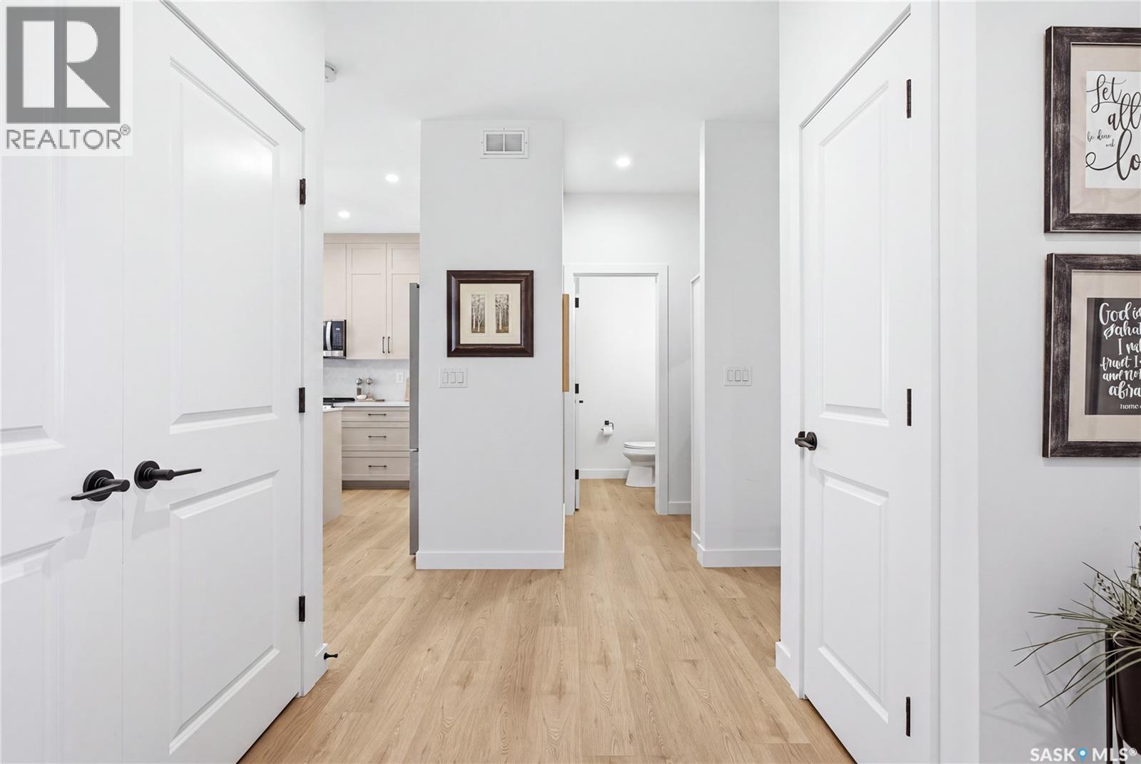 5 625 Dagnone Crescent, Saskatoon, Saskatchewan  S7V 1K9 - Photo 4 - SK046771