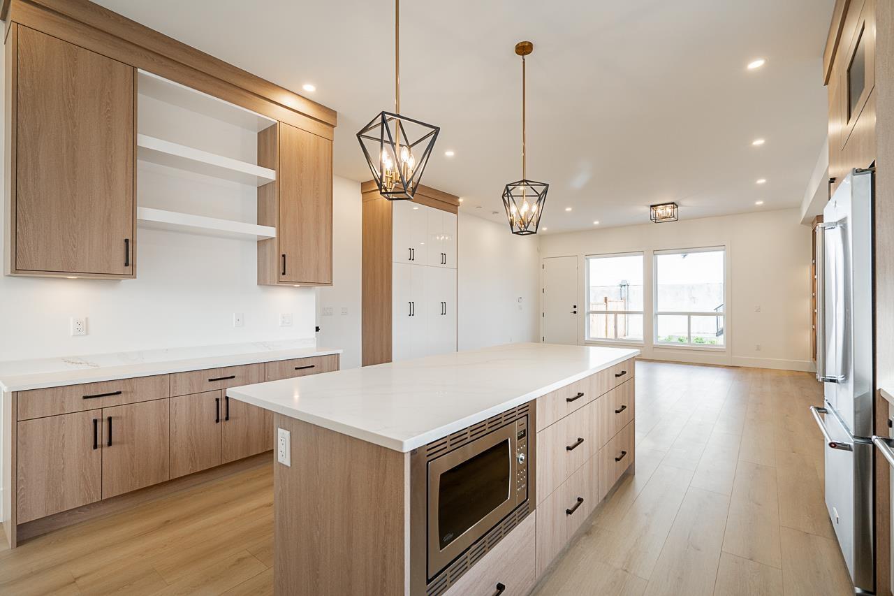 16685 16 Avenue, Surrey, British Columbia  V3S 9X7 - Photo 9 - R3159220