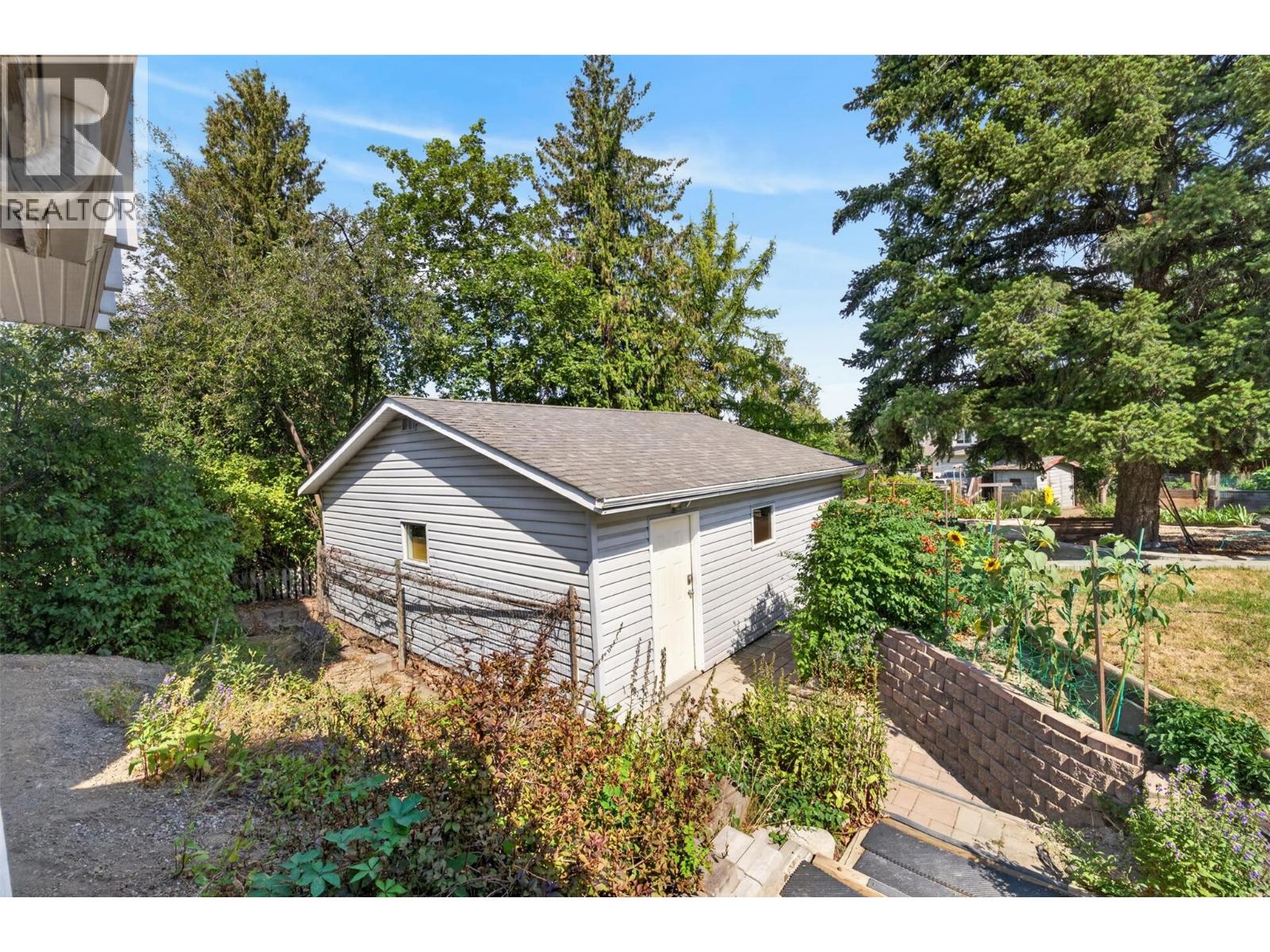 1803 37 Avenue, Vernon, British Columbia  V1T 2W6 - Photo 62 - 10394254