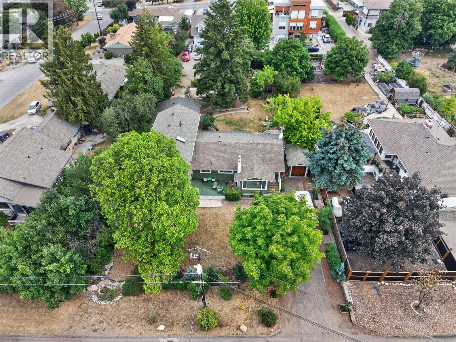 1803 37 Avenue, Vernon, British Columbia  V1T 2W6 - Photo 3 - 10394254
