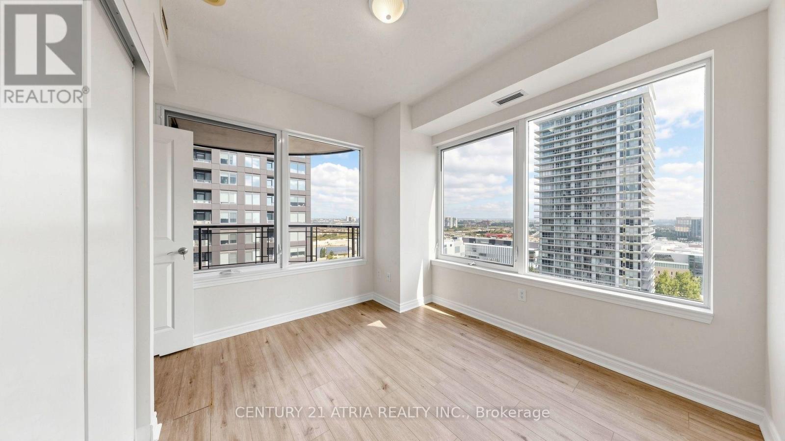 1802 - 385 Prince Of Wales Drive, Mississauga, Ontario  L5B 0C6 - Photo 22 - W13713248