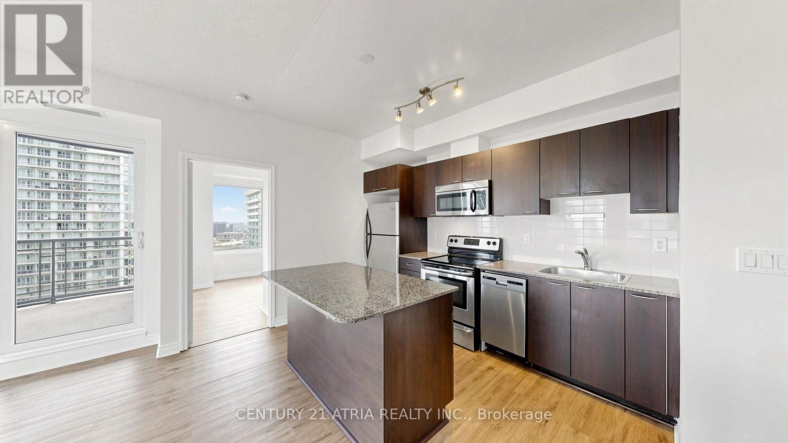 1802 - 385 Prince Of Wales Drive, Mississauga, Ontario  L5B 0C6 - Photo 15 - W13713248