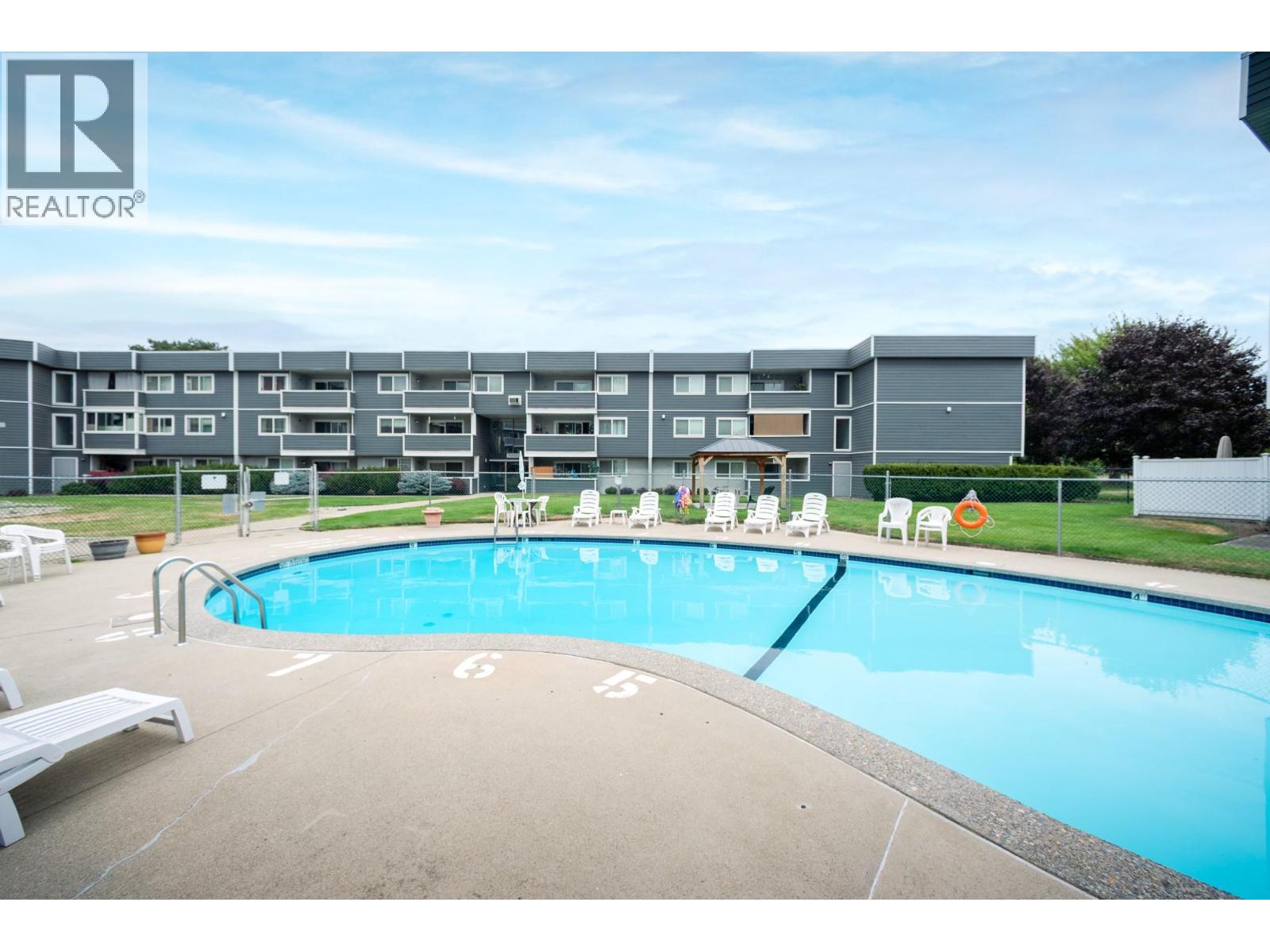 495 All Star Court Unit# 327, Kelowna, British Columbia  V1X 5N7 - Photo 2 - 10398791