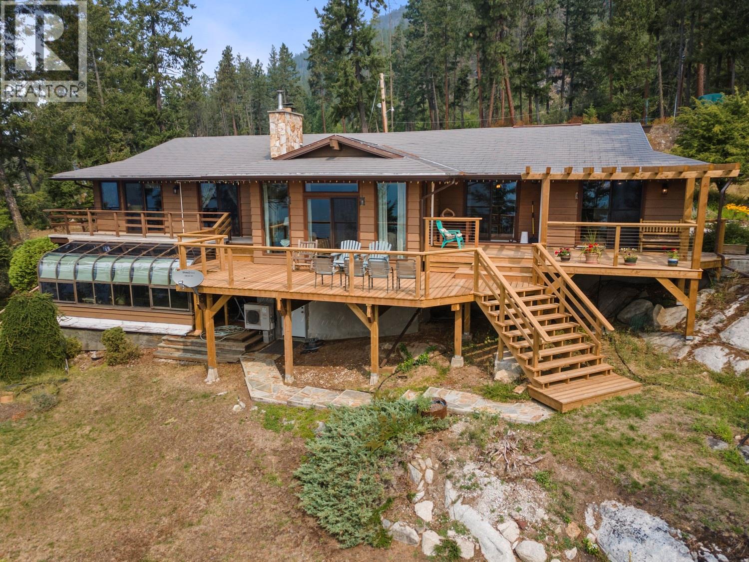 Kootenai Strata Coporation House for sale:  3 bedroom 3,226 sq.ft. (Listed 2026-08-27)