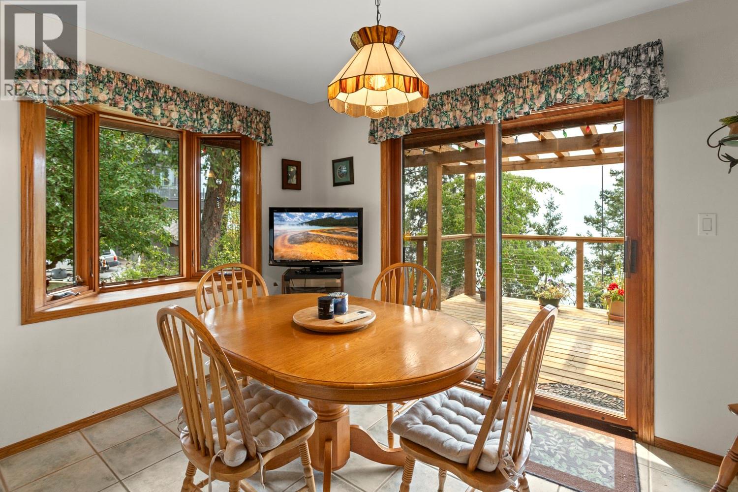 9813 3a Highway, Twin Bays, British Columbia V0B 1A1 - Photo 19 - 10398222