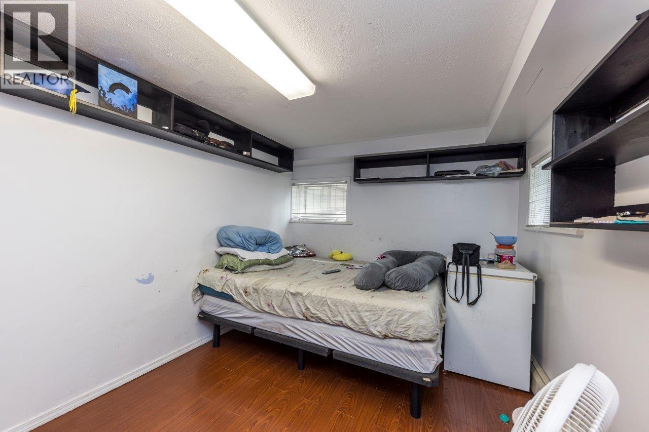 911 Sperling Avenue, Burnaby, British Columbia V5B 4H7 - Photo 14 - R3157999