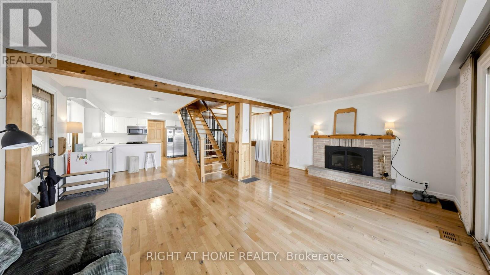 36 Shirlea Boulevard, Georgina, Ontario  L4P 1K9 - Photo 16 - N13716190