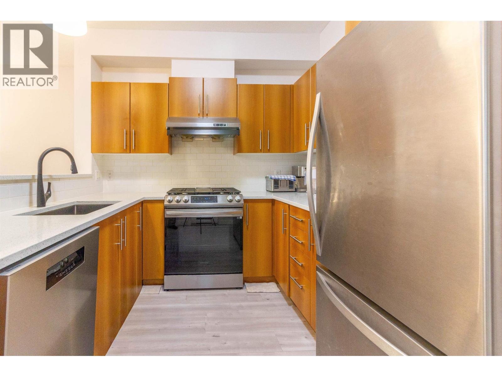 32 9229 University Crescent, Burnaby, British Columbia V5A 4Z2 - Photo 8 - R3159091