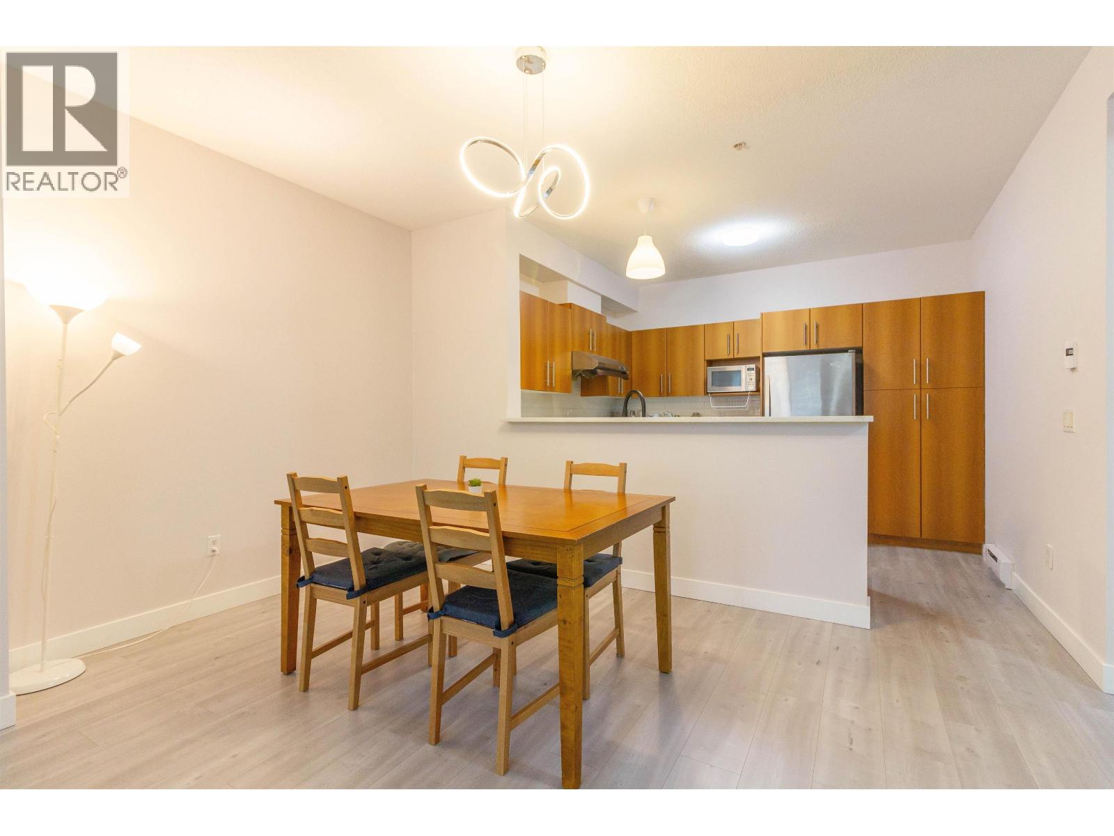 32 9229 University Crescent, Burnaby, British Columbia V5A 4Z2 - Photo 6 - R3159091