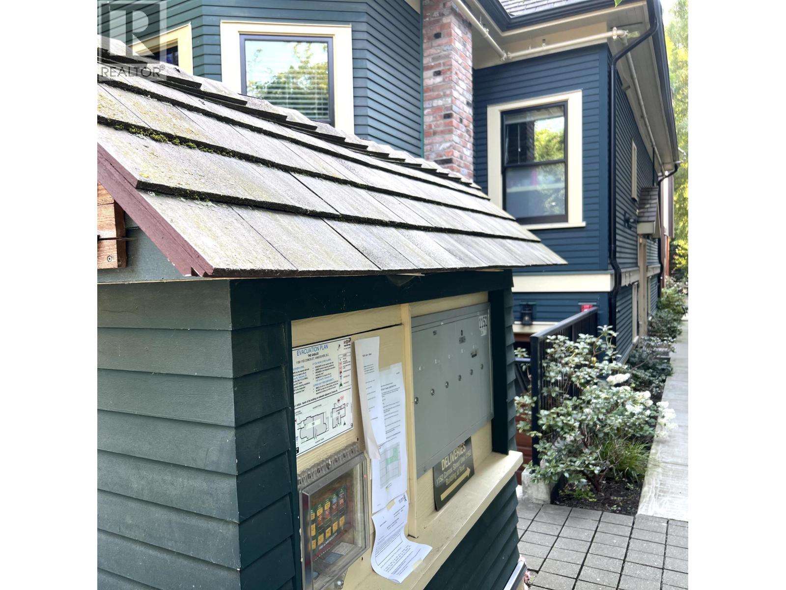 3 1150 COMOX STREET, Vancouver, British Columbia