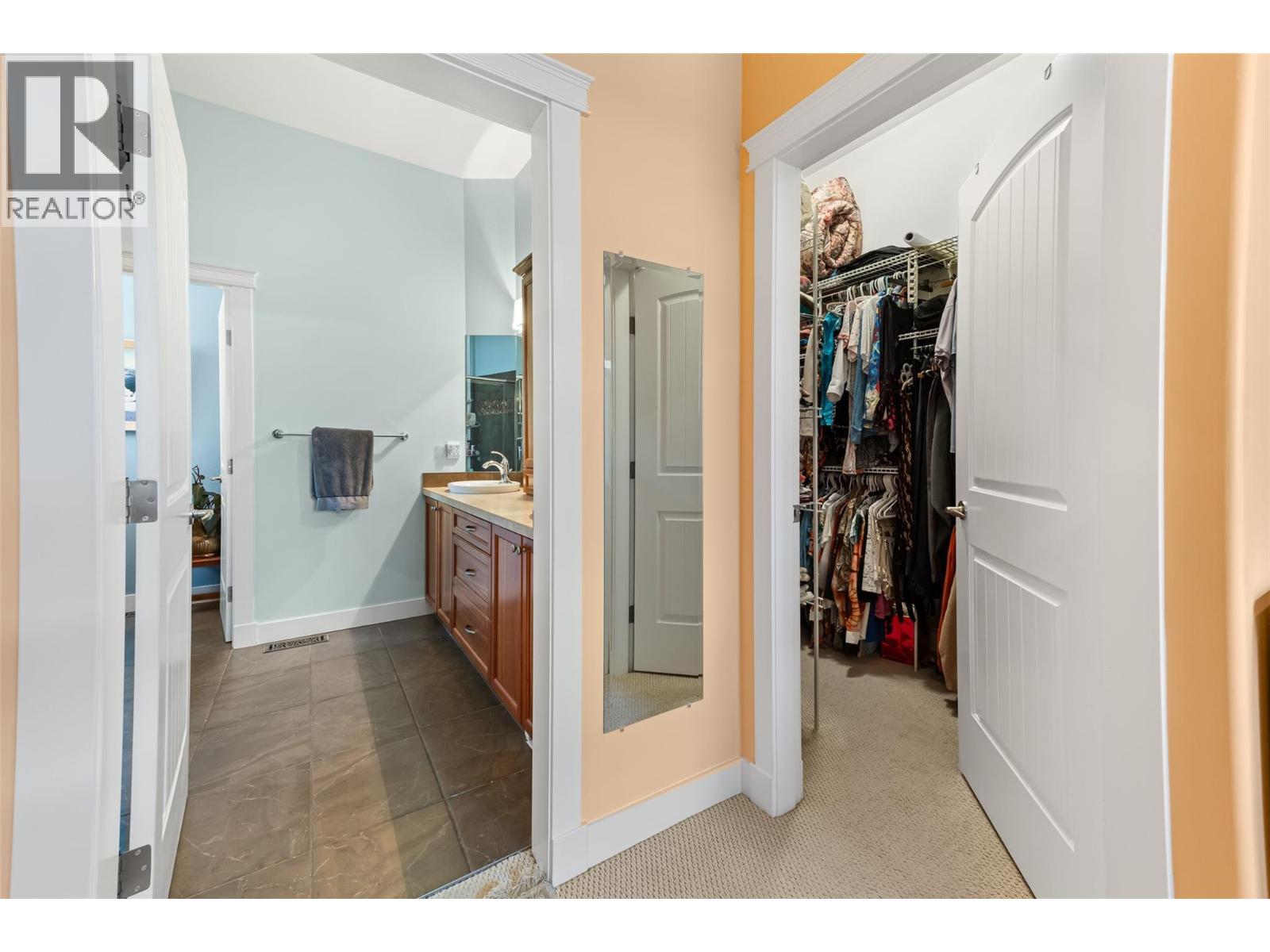 1576 Holden Road, Penticton, British Columbia  V2A 8M9 - Photo 10 - 10392233