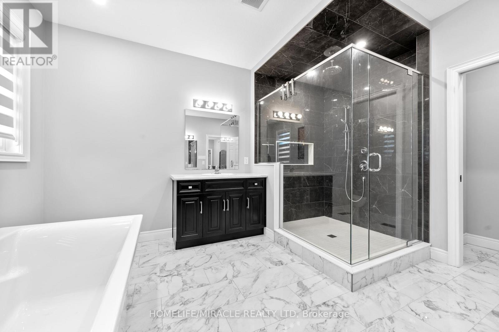 147 Ambrous Crescent W, Guelph, Ontario  N1G 0E4 - Photo 28 - X13716172
