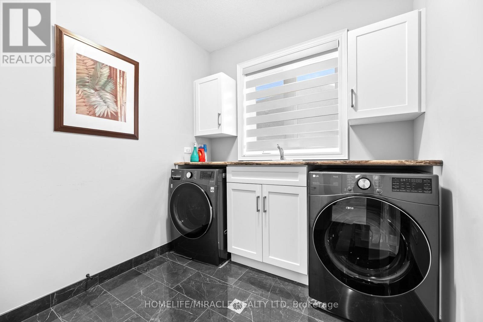 147 Ambrous Crescent W, Guelph, Ontario  N1G 0E4 - Photo 35 - X13716172